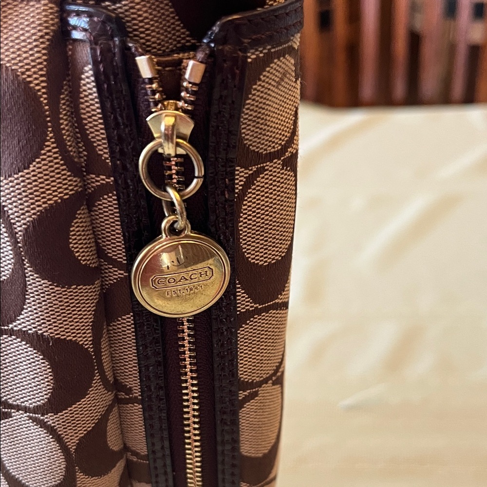 Coach Tan and dark brown Signature Tote - Picture 5 of 13